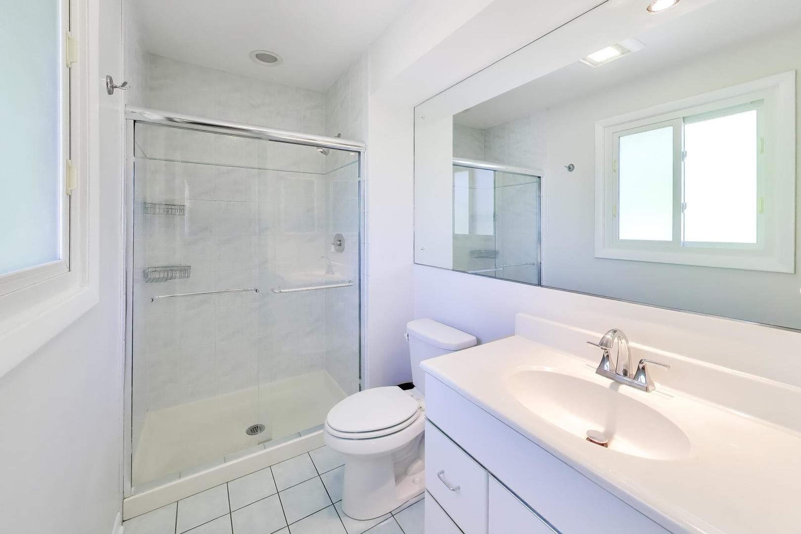 1832 Smith Road Northbrook, IL 60062 - Photo 9 of 22 Gallery Image 9