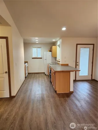 $1,995 | 240 Poplar Street, Port Orchard, WA 98366