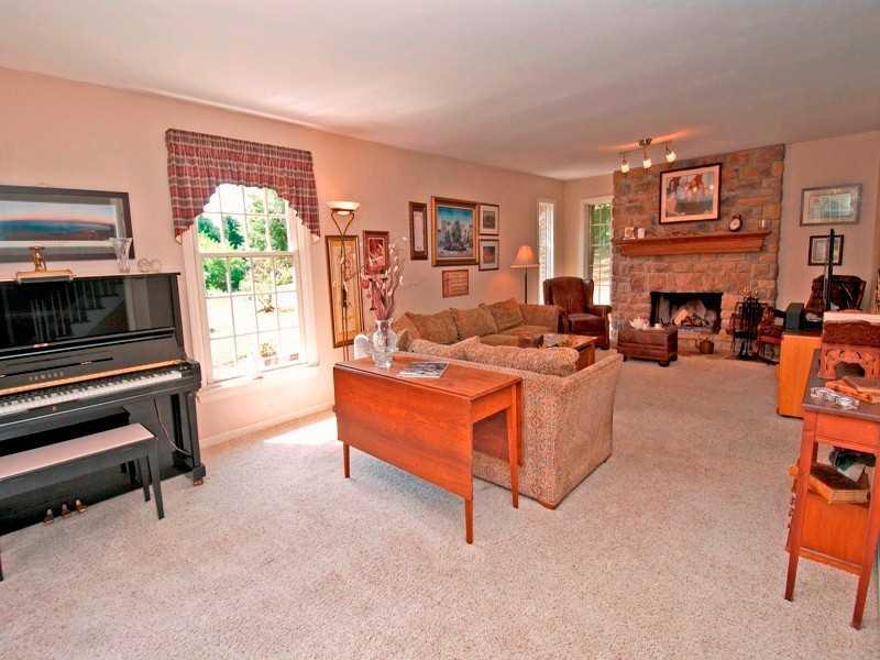 245 Thompsonville Road Canonsburg, PA 15317 - Photo 11 of 21 Other.