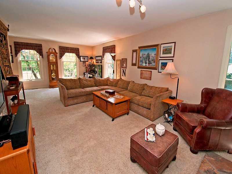 245 Thompsonville Road Canonsburg, PA 15317 - Photo 10 of 21 Other.