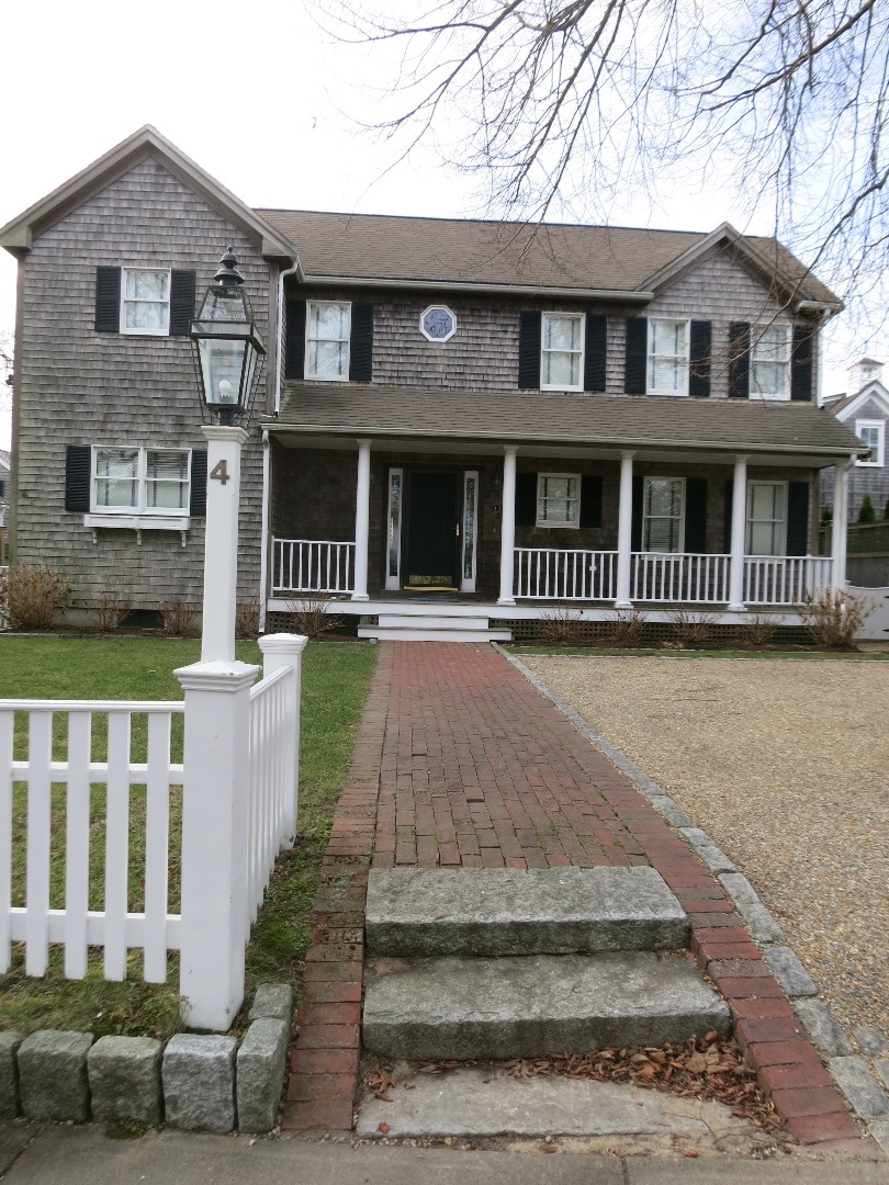 4 Planting Field Way Edgartown, MA 02539 - Photo 1 of 11 Gallery Image 1