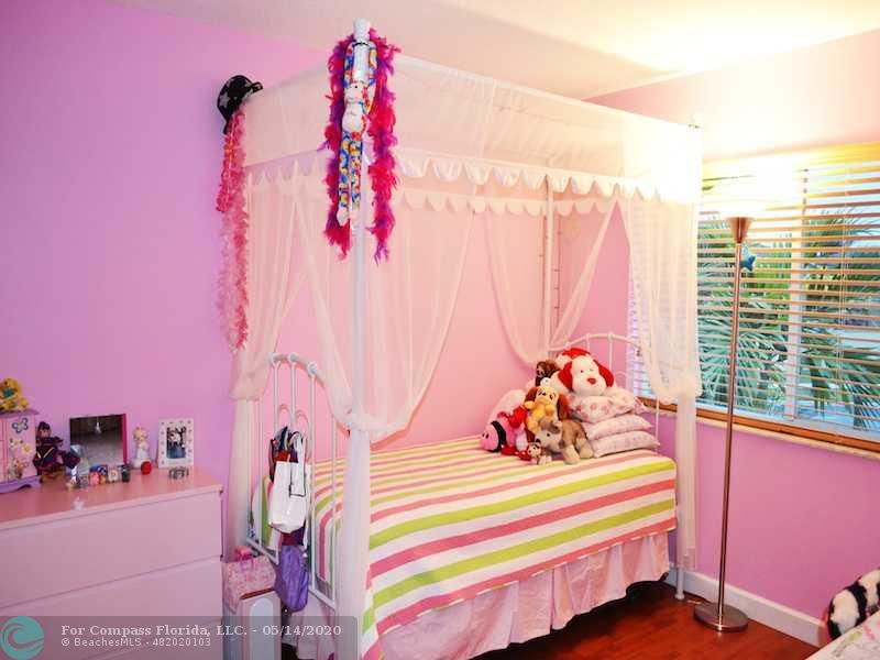 2883 Southwest 129th Terrace Miramar, FL 33027 - Photo 13 of 15 Exterior Front