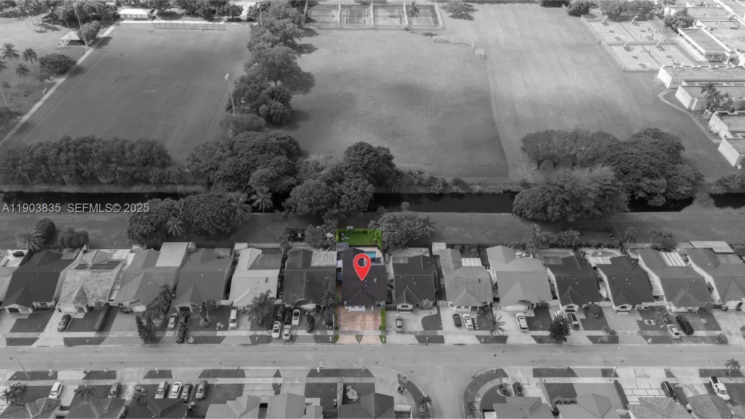 15076 Southwest 63rd Terrace Miami, FL 33193 - Photo 3 of 40