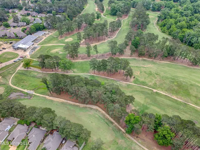 $3,250 | 3099 East Fairway Drive, Brandon, MS 39047