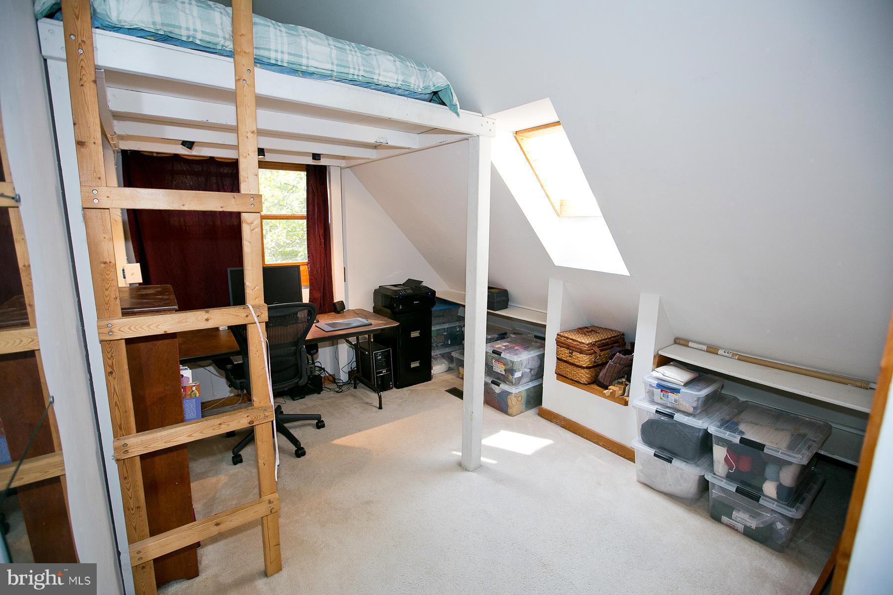 2704 Lookout Road Haymarket, VA 20169 - Photo 22 of 30 Second floor bedroom with loft bed