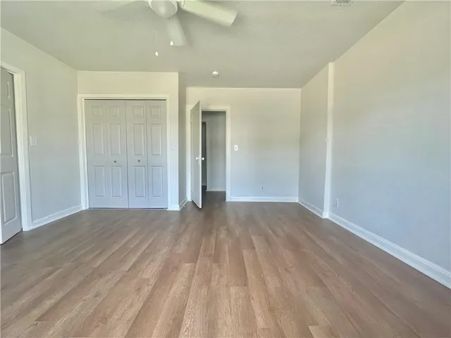 $1,400 | 706 West Yoakum Avenue, Kingsville, TX 78363