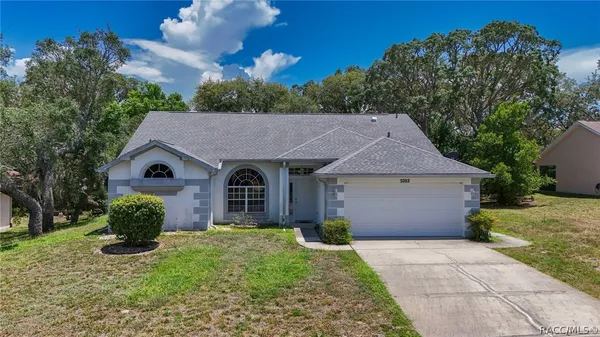 $274,900 | 5202 West Boatwright Court, Lecanto, FL 34461