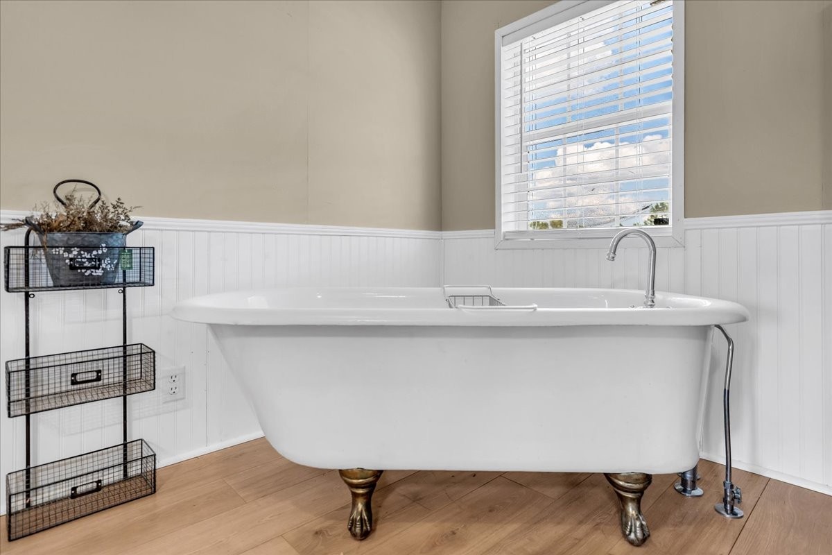 2657 Oak Grove Road Red Boiling Springs, TN 37150 - Photo 16 of 45 a bathroom with a sink and a window