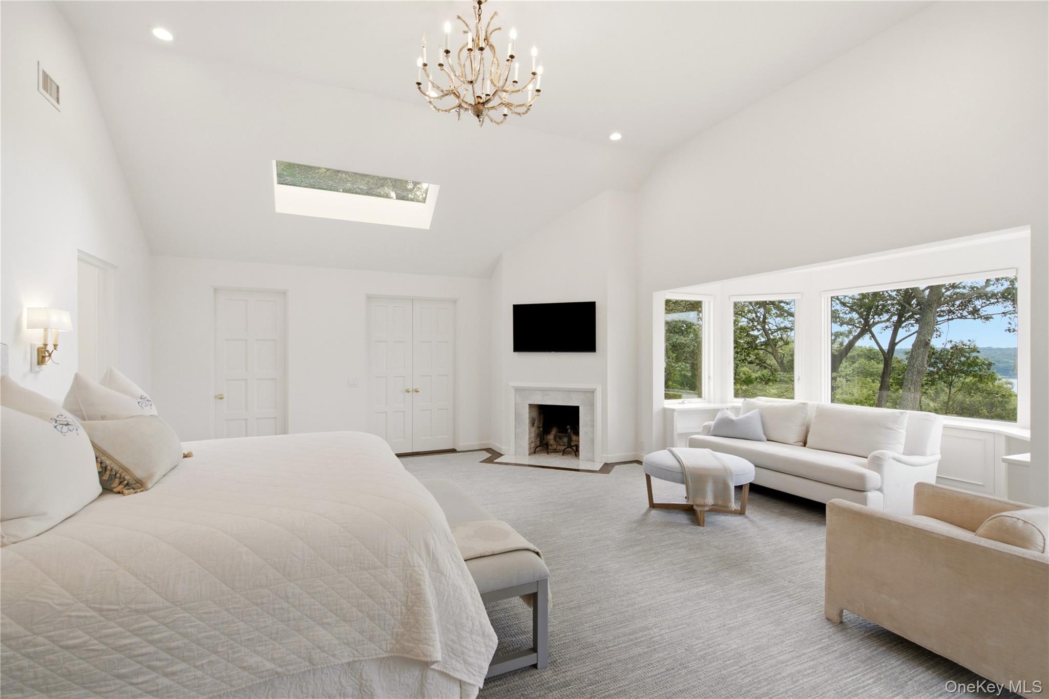 86 White Hill Road Cold Spring Harbor, NY 11724 - Photo 21 of 36