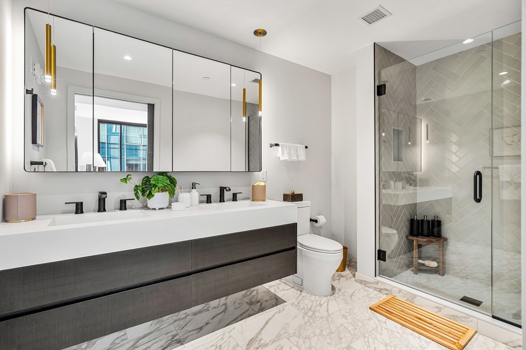 55 Lagrange Street, Unit 1904 Boston, MA 02116 - Photo 15 of 28