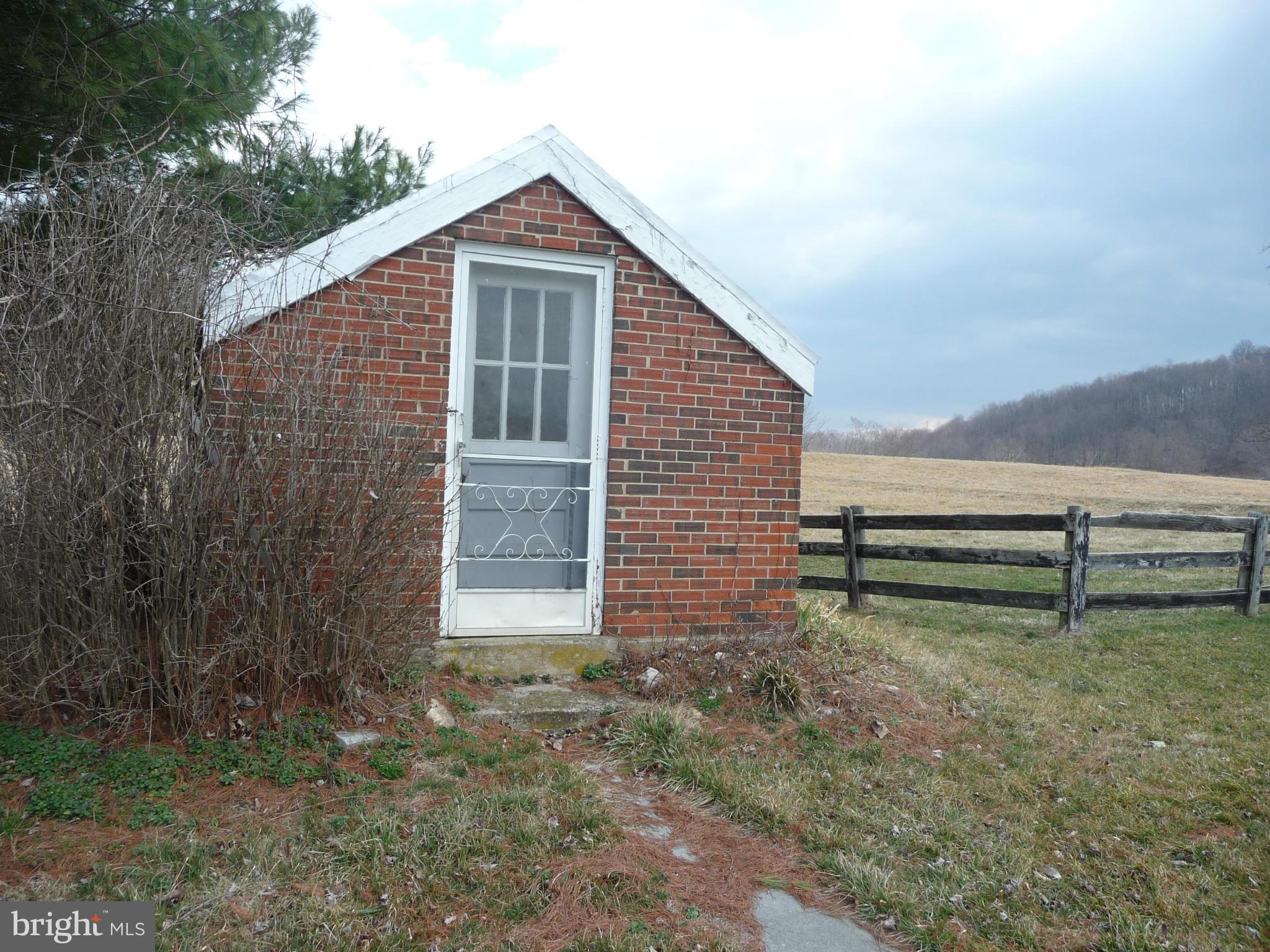 100 Fodderstack Road Washington, VA 22747 - Photo 10 of 30 Exterior (General)