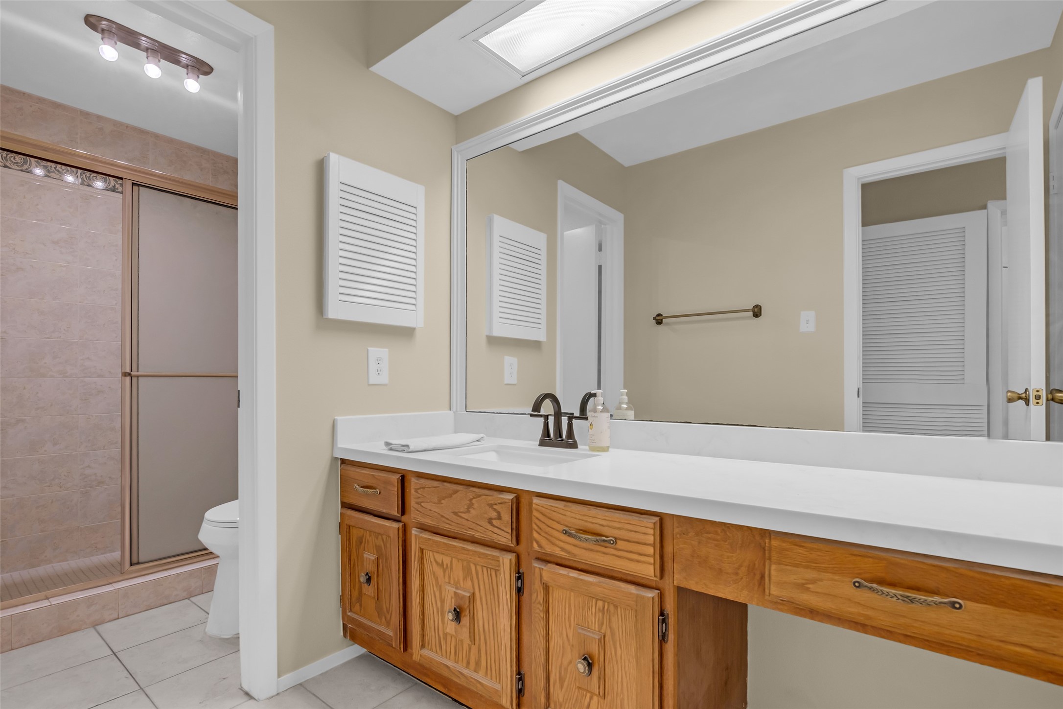 25 North Deerfoot Circle Spring, TX 77380 - Photo 13 of 25