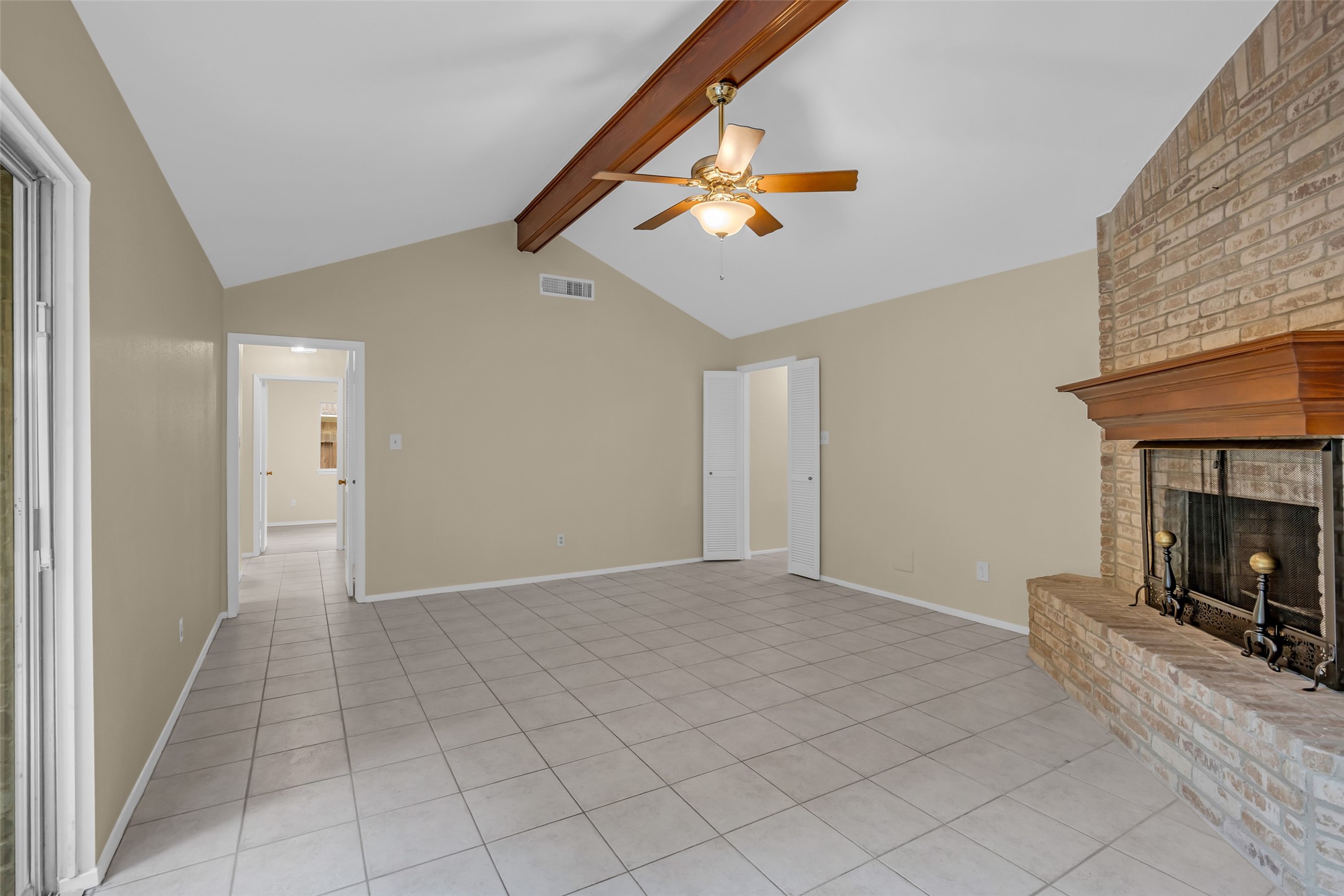 25 North Deerfoot Circle Spring, TX 77380 - Photo 9 of 25