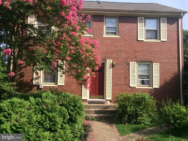 $1,100 | 515 Pitt Street, Unit 3, Fredericksburg, VA 22401