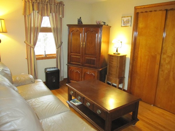 1347 New Boston Road Fall River, MA 02720 - Photo 15 of 22 Gallery Image 15
