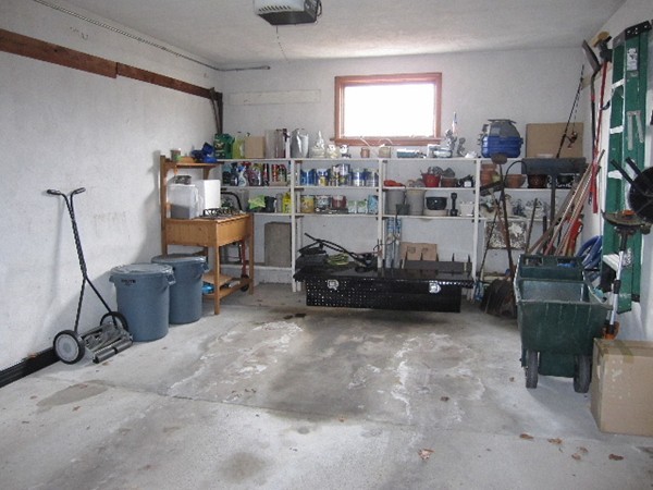 1347 New Boston Road Fall River, MA 02720 - Photo 18 of 22 Gallery Image 18