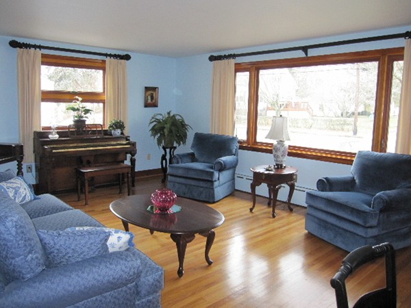 1347 New Boston Road Fall River, MA 02720 - Photo 9 of 22 Gallery Image 9