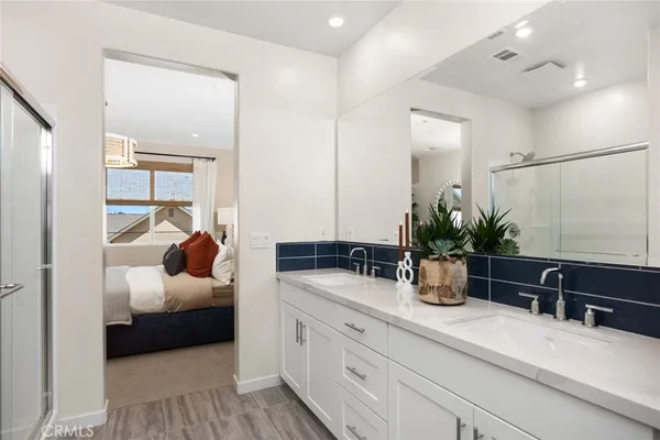 $999,990 | 7005 Solara Way, Westminster, CA 92683