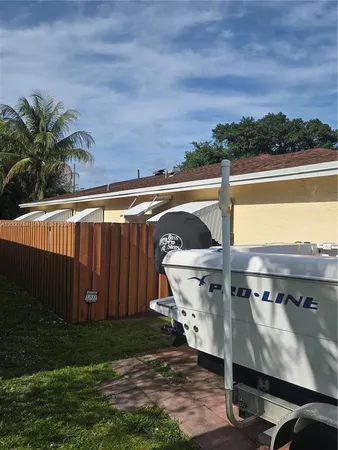 $585,000 | 2635 Taylor Street, Hollywood, FL 33020