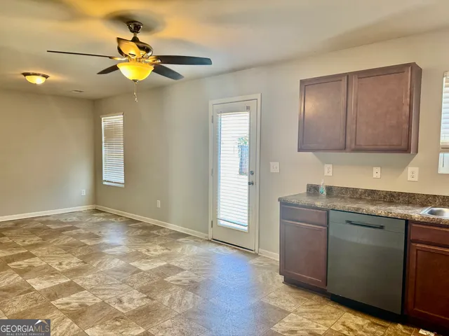 $245,000 | 104 Sourwood Lane, Warner Robins, GA 31093