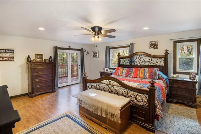 $399,777 | 615 Lake Viking Terrace, Gallatin, MO 64640