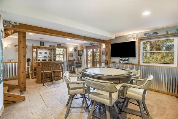 $399,777 | 615 Lake Viking Terrace, Gallatin, MO 64640