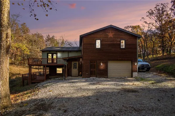 $399,777 | 615 Lake Viking Terrace, Gallatin, MO 64640