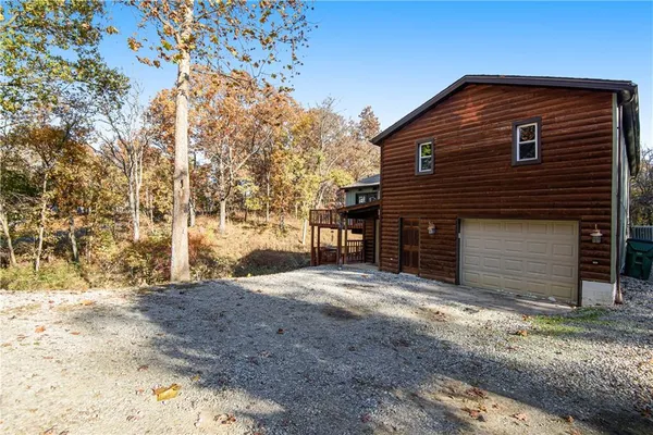 $399,777 | 615 Lake Viking Terrace, Gallatin, MO 64640