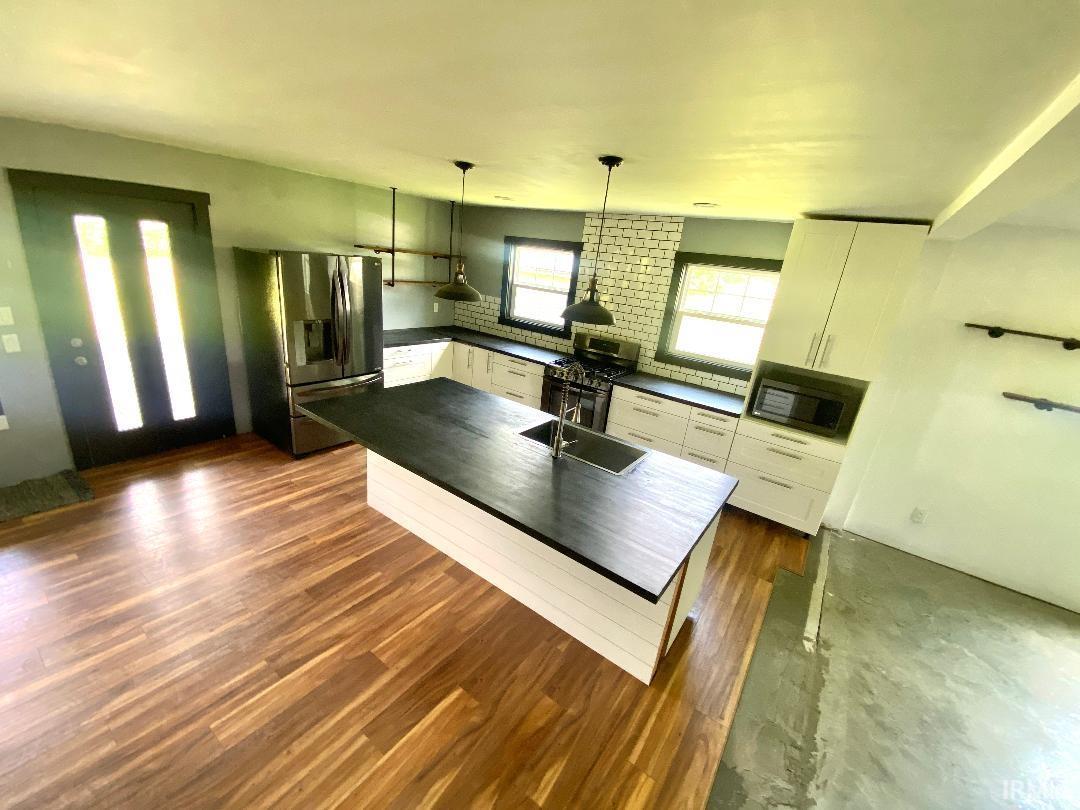 2339 East Tulip Road Bloomfield, IN 47424 - Photo 12 of 38