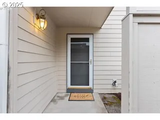 $334,950 | 251 Northeast Village Squire Avenue, Unit 15, Gresham, OR 97030