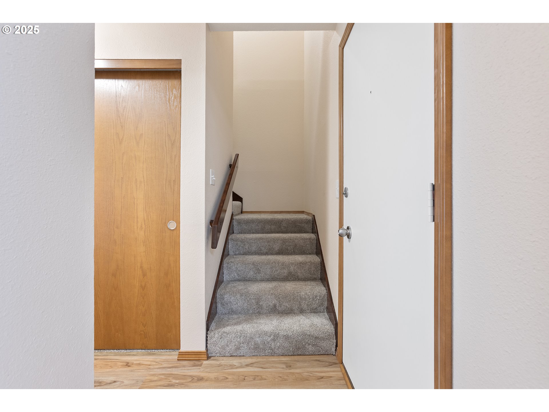 251 Northeast Village Squire Avenue, Unit 15 Gresham, OR 97030 - Photo 24 of 39