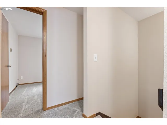 $334,950 | 251 Northeast Village Squire Avenue, Unit 15, Gresham, OR 97030