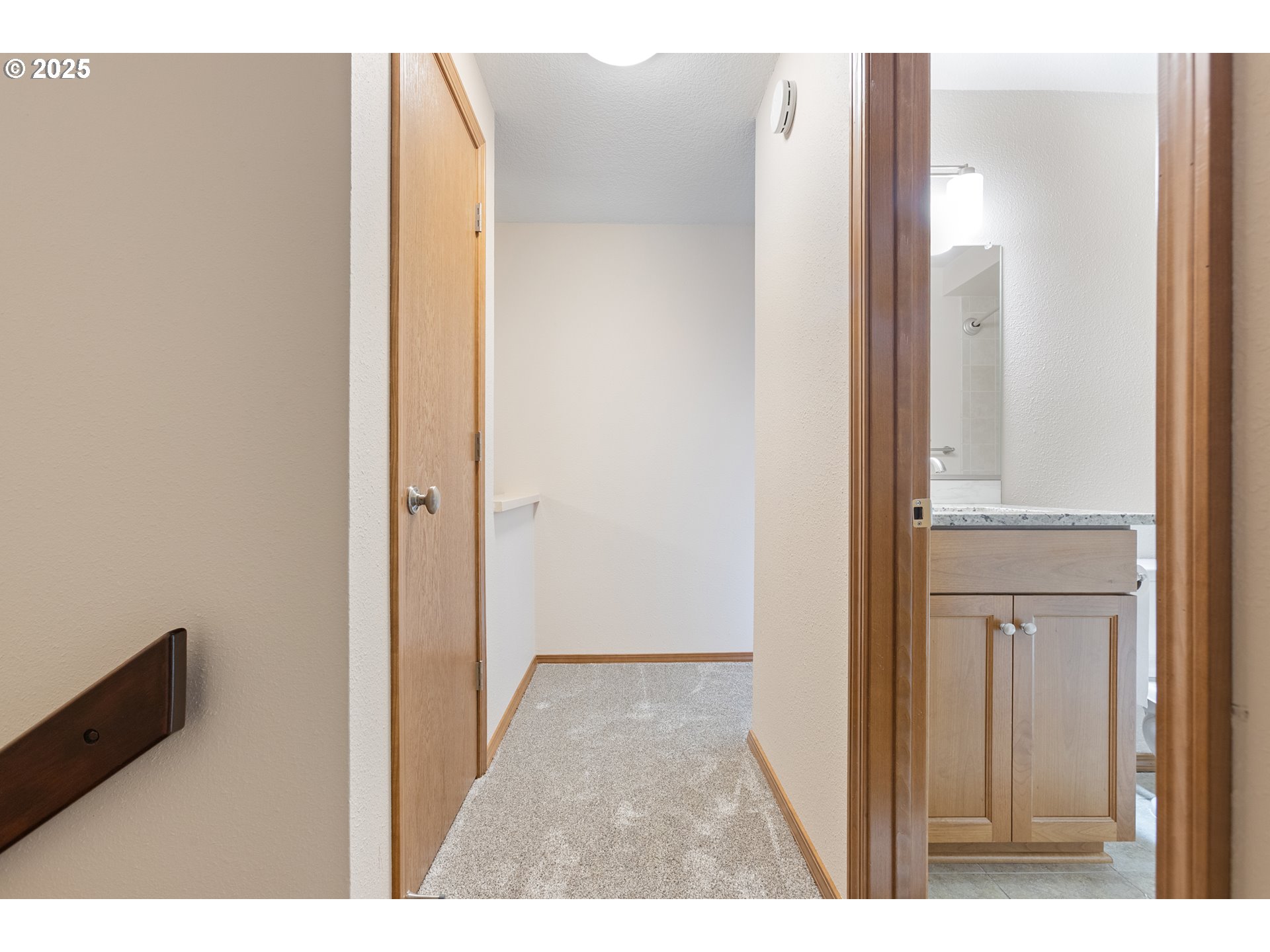 251 Northeast Village Squire Avenue, Unit 15 Gresham, OR 97030 - Photo 31 of 39