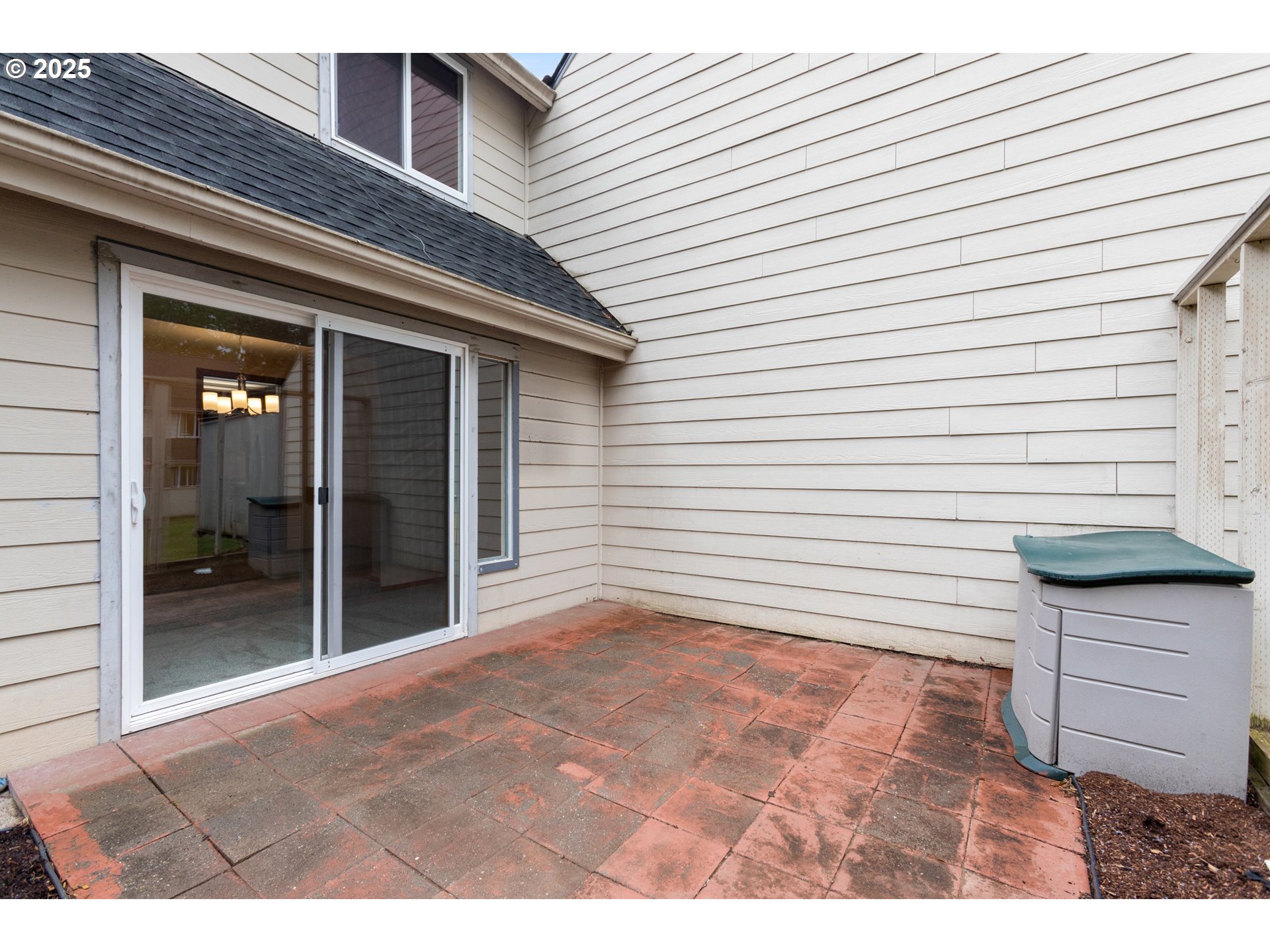 251 Northeast Village Squire Avenue, Unit 15 Gresham, OR 97030 - Photo 33 of 39