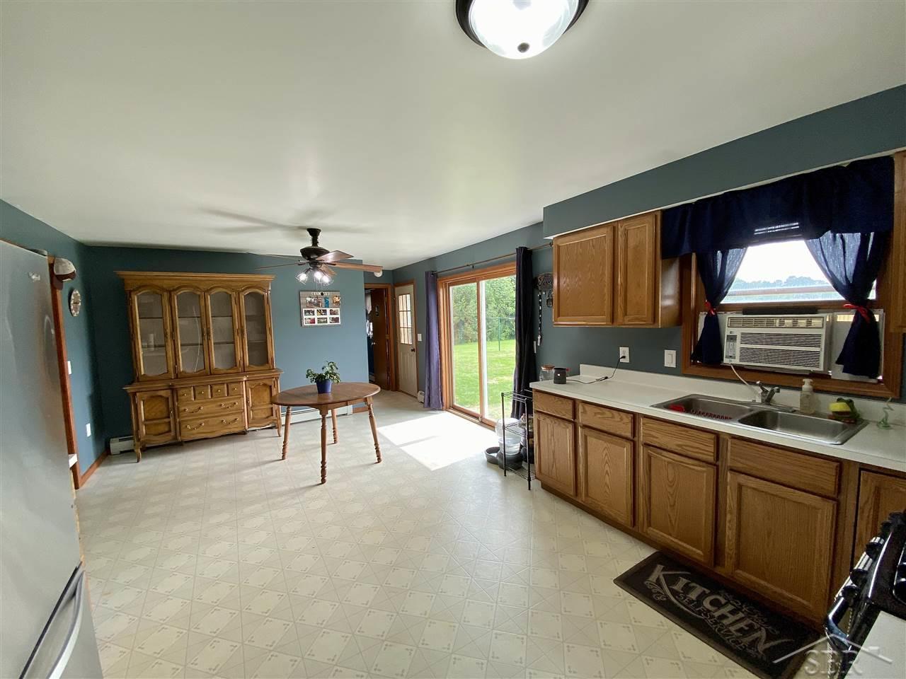 12203 Pierce Road Freeland, MI 48623 - Photo 11 of 23