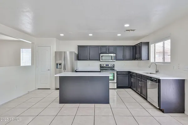 $1,795 | 25771 West Satellite Lane, Buckeye, AZ 85326
