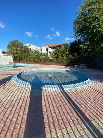 $1,850 | 1725 West 60th Street, Unit F128, Hialeah, FL 33012