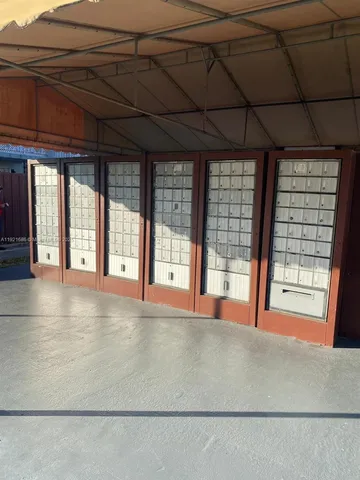 $1,850 | 1725 West 60th Street, Unit F128, Hialeah, FL 33012