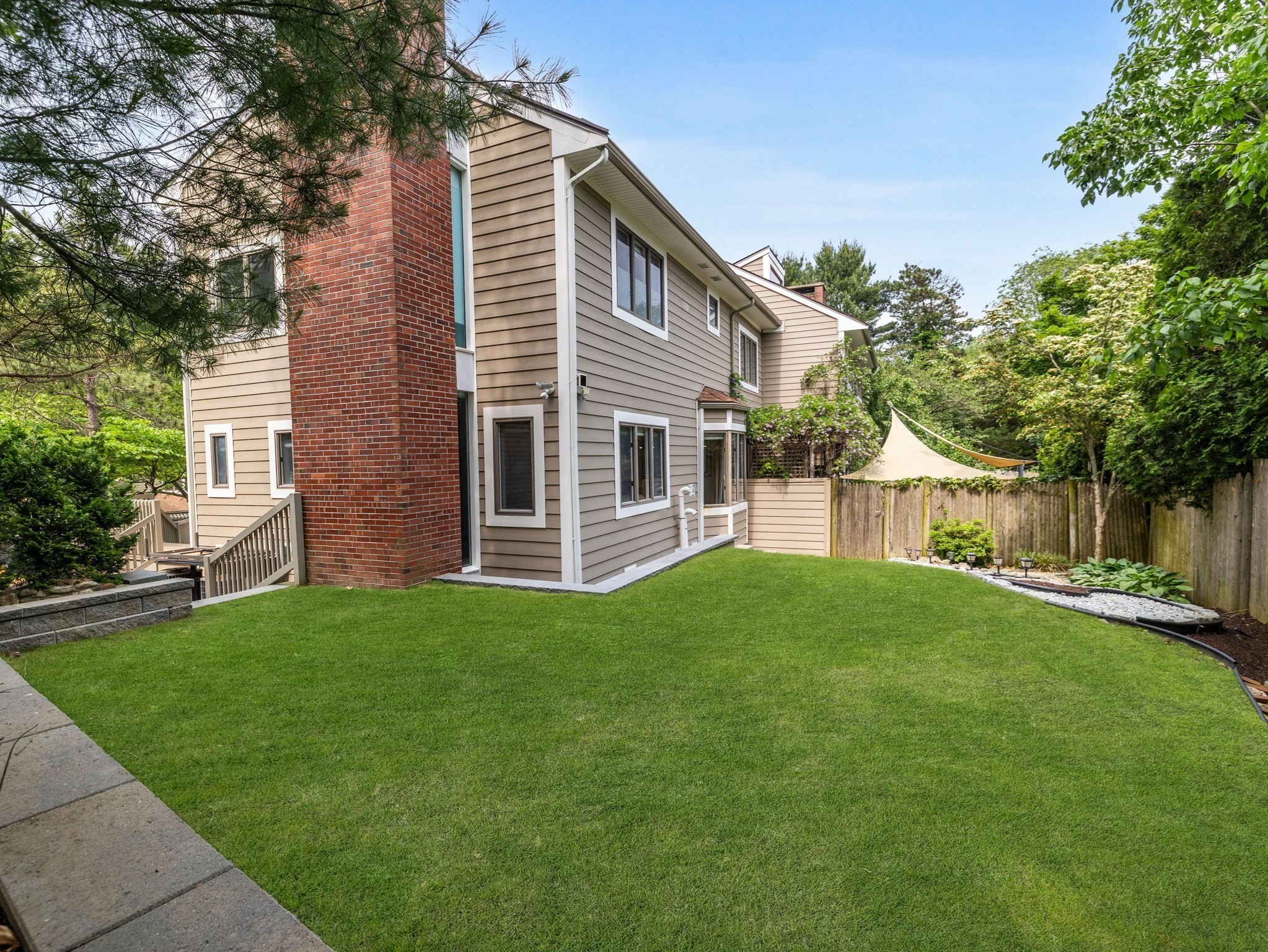 2 Benjamin Place, Unit 2 Brookline, MA 02467 - Photo 31 of 37 Gallery Image 31