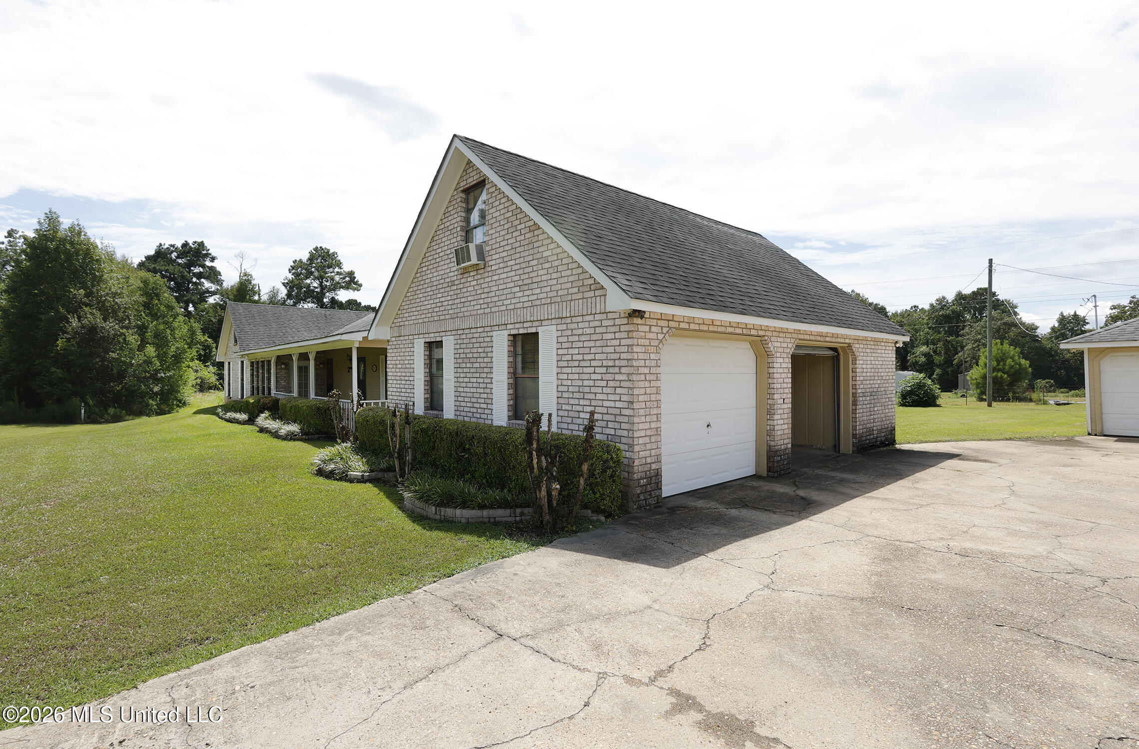 1057 Cole Thomas Road McComb, MS 39648 - Photo 3 of 65 _JCS0568