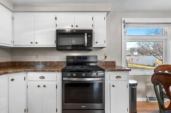 $339,900 | 637 North Winnebago Street, De Pere, WI 54115