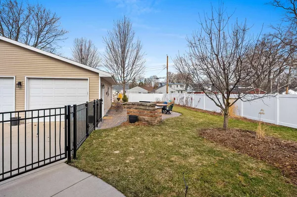 $339,900 | 637 North Winnebago Street, De Pere, WI 54115