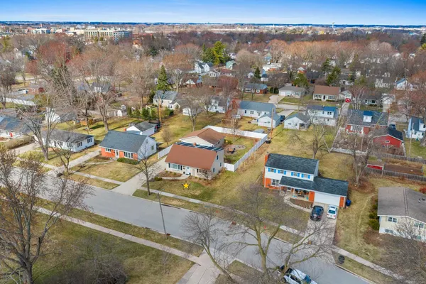 $339,900 | 637 North Winnebago Street, De Pere, WI 54115