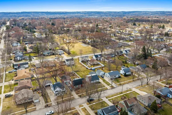 $339,900 | 637 North Winnebago Street, De Pere, WI 54115