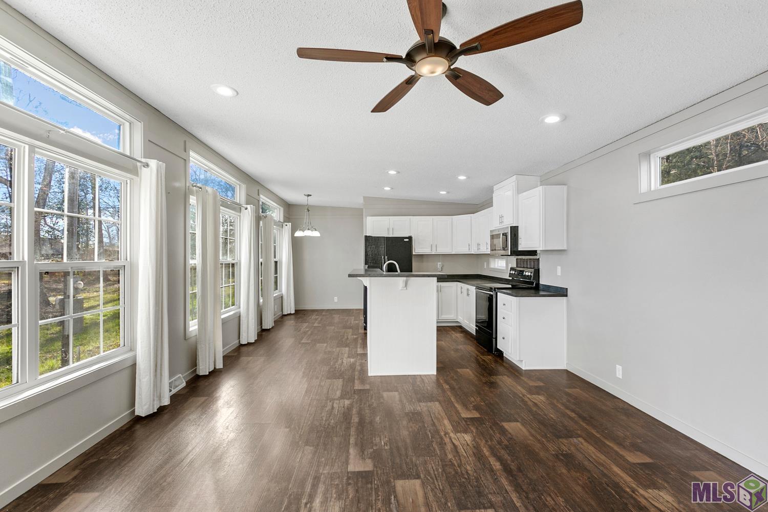 11849 Sims Road Denham Springs, LA 70706 - Photo 3 of 13