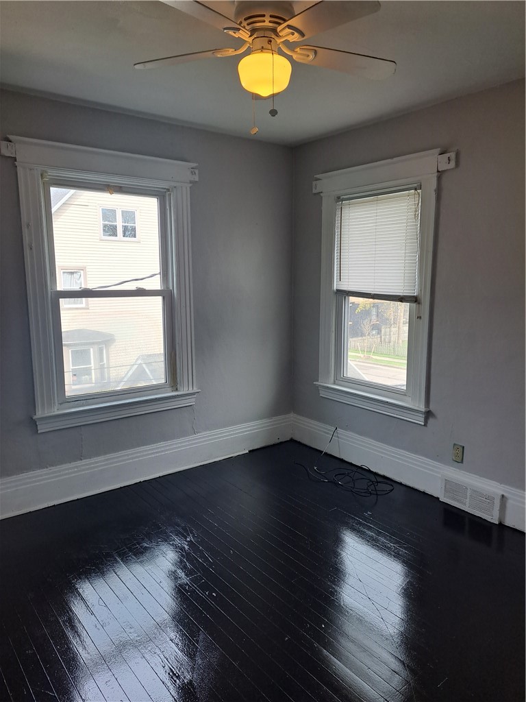 811 Portland Avenue Rochester, NY 14621 - Photo 11 of 12 Bedroom 1