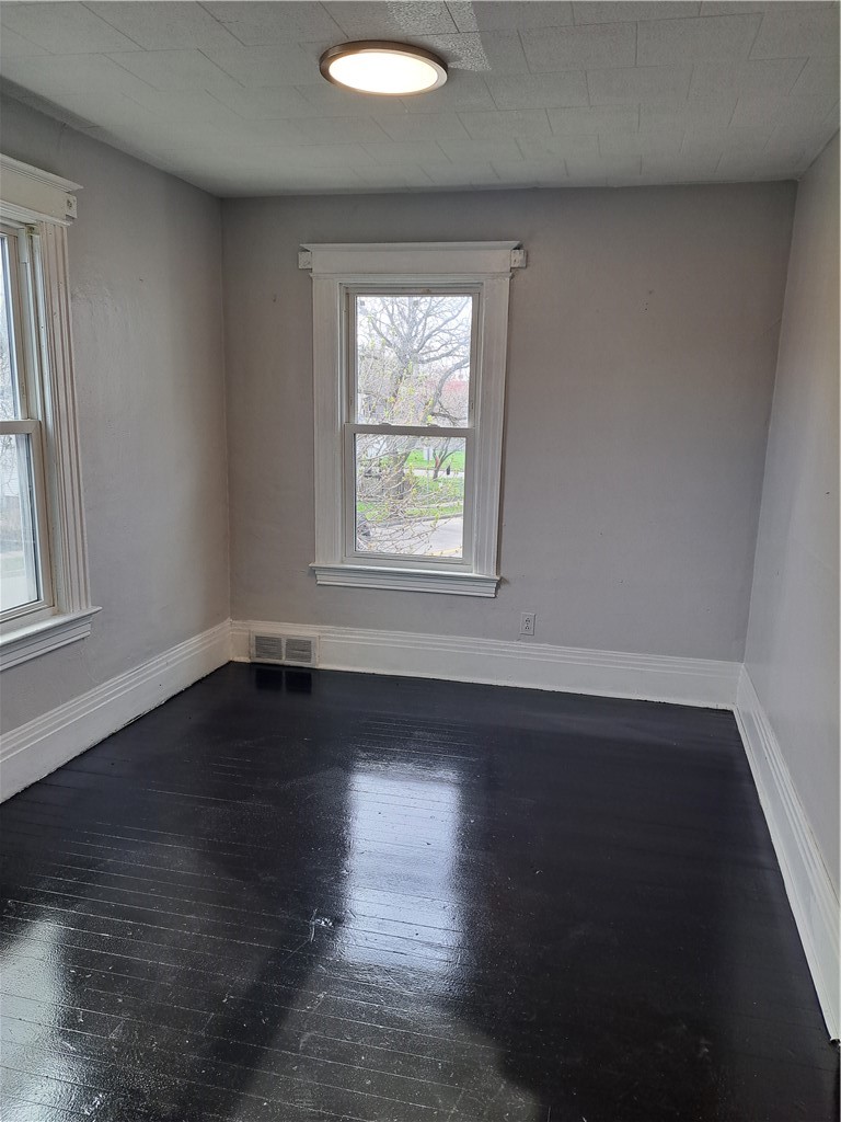 811 Portland Avenue Rochester, NY 14621 - Photo 7 of 12 Living Room