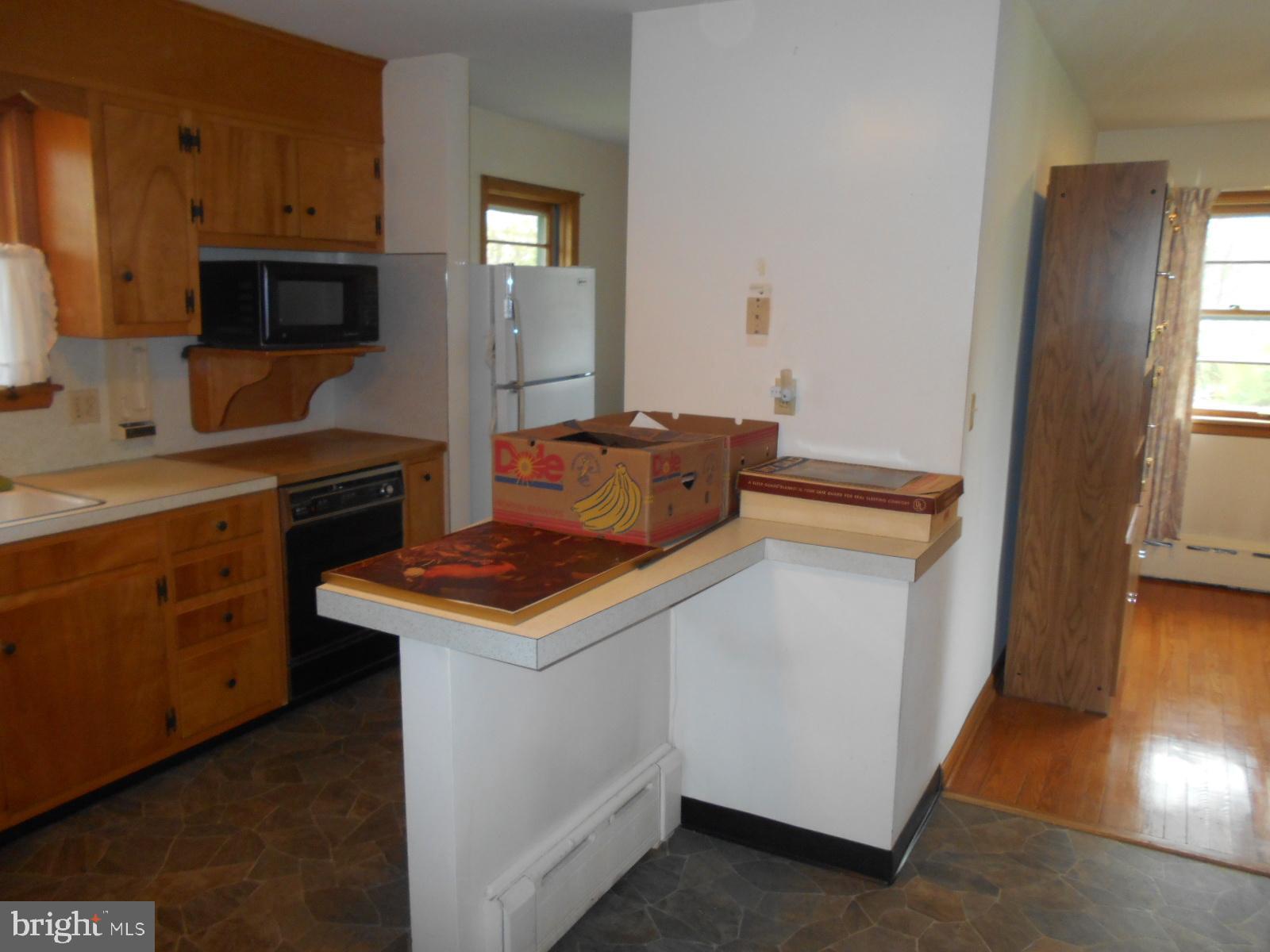 25 Chapel Road Birdsboro, PA 19508 - Photo 11 of 27 Kitchen