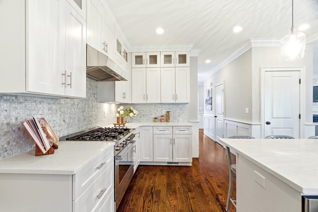 95 Athelstane Road, Unit 95 Newton, MA 02459 - Photo 13 of 39 Gallery Image 13
