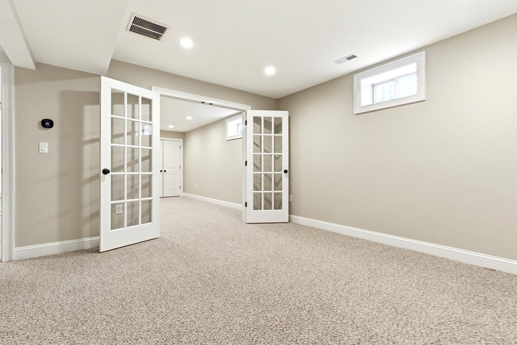95 Athelstane Road, Unit 95 Newton, MA 02459 - Photo 31 of 39 Gallery Image 31